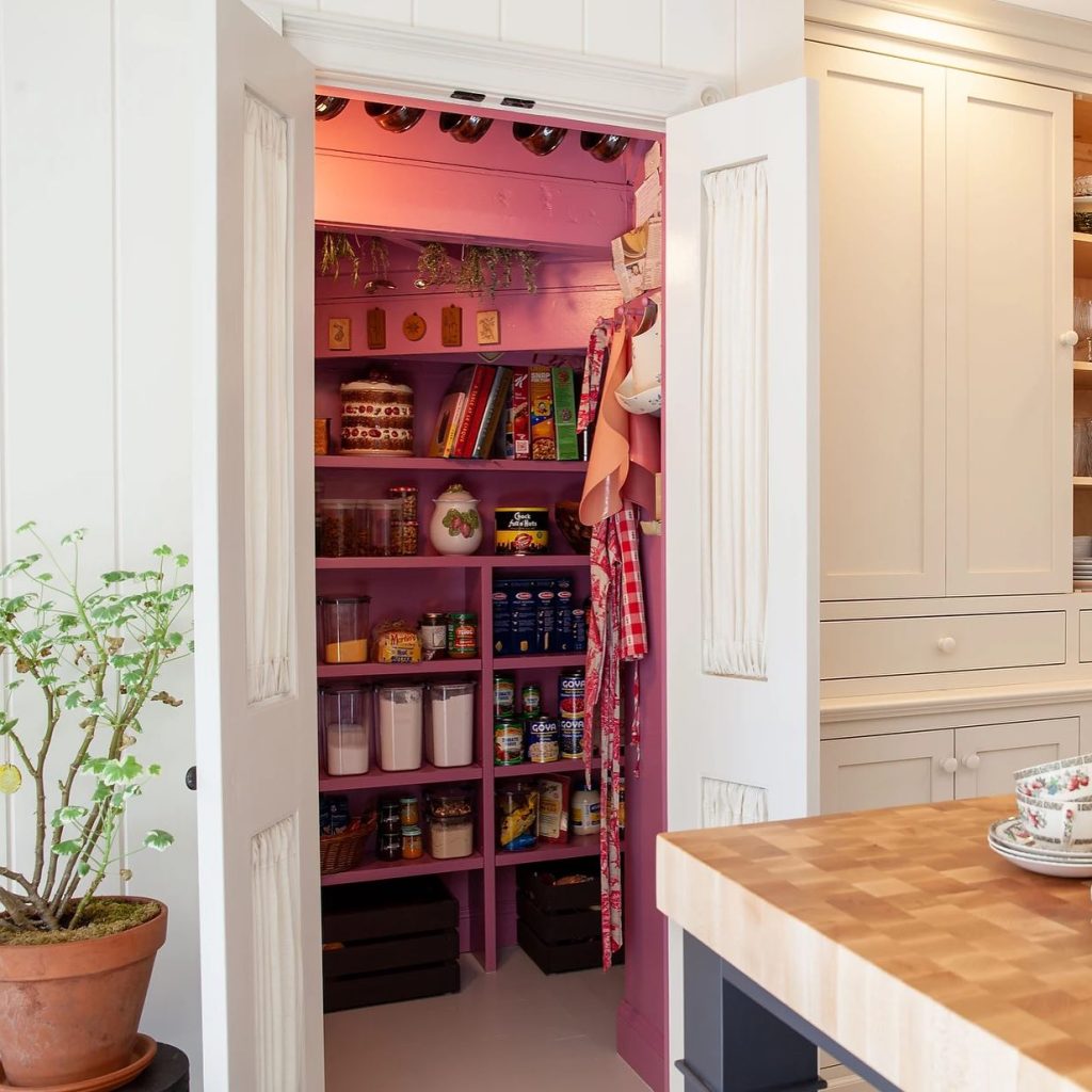 Renovated modern kitchen cabinets